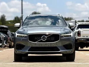 Volvo XC60 T5 R-Design AWD 2018 Grey