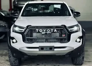 Toyota Hilux 2.8 Diesel 2020 White