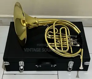 Yamaha Professional Bb French Horn - Gold Finish