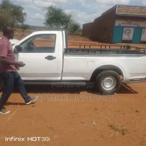 Isuzu D-MAX 2011 Nyeupe