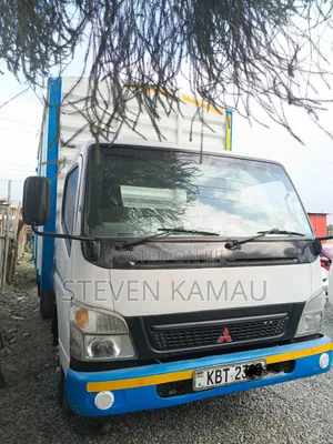 Mitsubishi Canter Box Truck