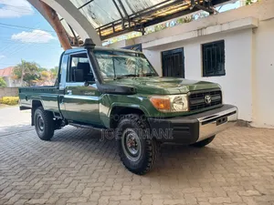 Toyota Land Cruiser 2018 Pickup