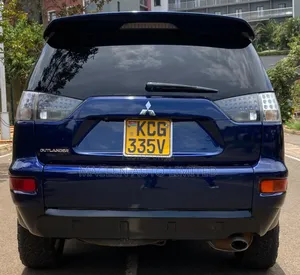 Mitsubishi Outlander 2009 Bluu