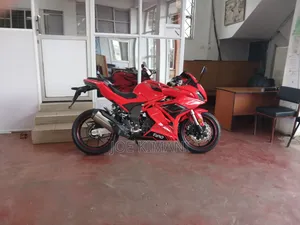 Hero Hunk 150R Dual Disc ABS 2026 Red