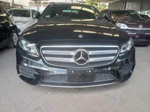 Mercedes-Benz E250 2019 Nyeusi