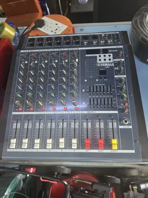 Yamaha MG10XU 10-Channel Mixer