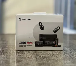 Hollyland Lark M2S Wireless Microphone System (USB-C to Lightning)
