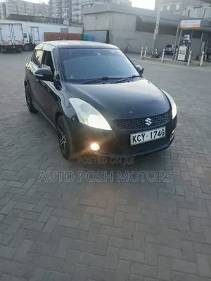 Suzuki Swift 2012 Nyeusi