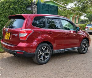 Subaru Forester XT 2013 Nyekundu