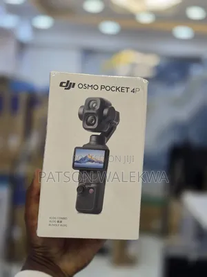 DJI Osmo Pocket 4 Creator Combo