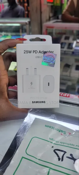 Samsung 25W PD Adapter