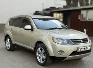 Mitsubishi Outlander 2006 Dhahabu