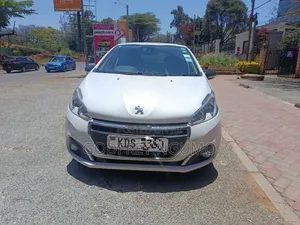 Peugeot 208 GT Line 2017 Nyeupe
