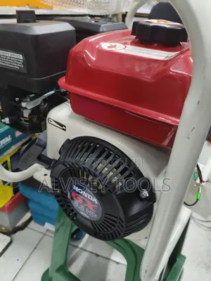 Honda Concrete Vibrator ya Petroli