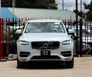 Volvo XC90 D5 2019 White