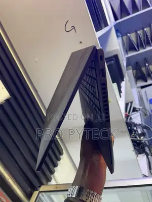 Lenovo ThinkPad X390 Yoga Laptop