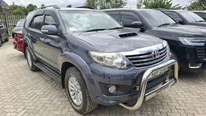 Toyota Fortuner 3.0 D AWD 2013