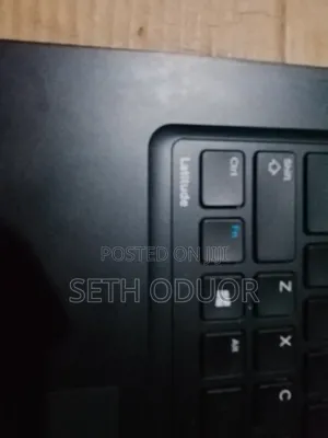 Laptop Dell Latitude 7280 - Core i7, 8GB RAM, 256GB SSD