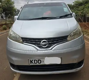 Nissan NV200 2014 Nyeusi