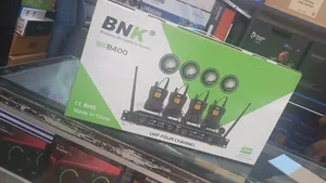 BNK BK8400 Wireless Microphone System