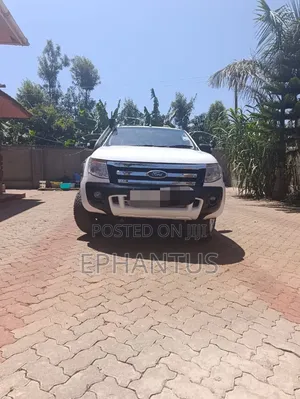 Ford Ranger Wildtrak 2014 Nyeupe