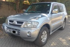 Mitsubishi Pajero 3.5 V6 GDI Elegance Automatic 2005