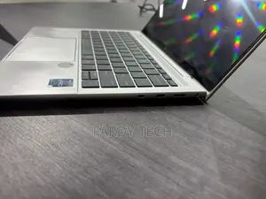 Laptop HP Dragonfly G3 - 12th Gen i7, 32GB RAM, 512GB SSD