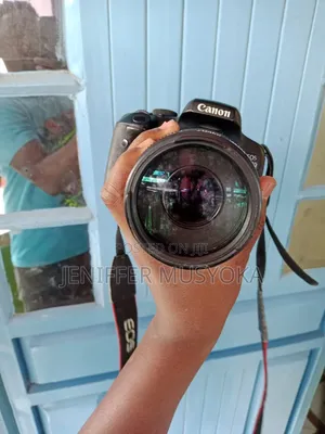 Canon EOS 750D Kamera ya DSLR Mwili