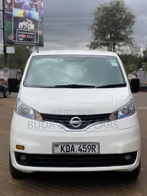 Nissan NV200 2013