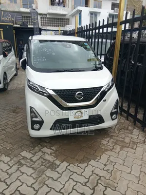 Nissan Dayz 2019 - Nyeupe