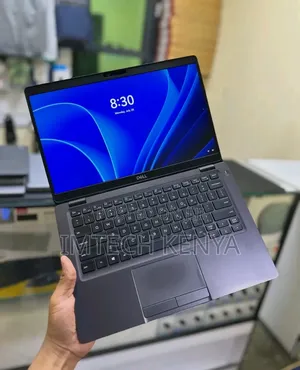 Laptop Dell Latitude 5300 - Core i5, 8GB RAM, 256GB SSD