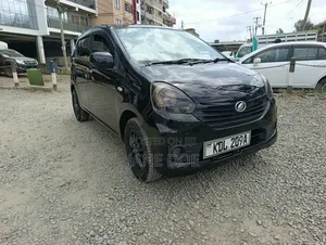 Daihatsu Mira 2015 Nyeusi