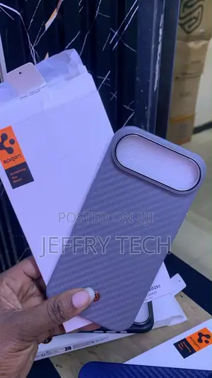 Spigen Carbon Fiber Style Case kwa iPhone 17 Air