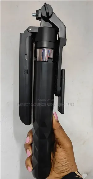 PLOKAMA AI Selfie Stick Tripod with LED Fill Light - AUTO-A7 PRO