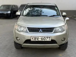 Mitsubishi Outlander 2006 Dhahabu