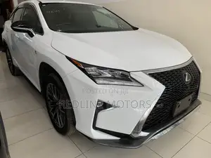 Lexus RX 300 2WD 2019 Nyeupe