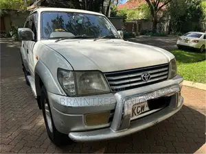 Toyota Land Cruiser Prado 3.0 D-4D 2003 Nyeupe