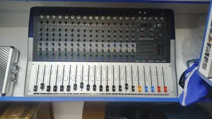 Soundcraft Mixer Yenye Channels 16 Iliyoimarishwa