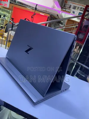 Laptop HP ZBook Firefly 14 G7