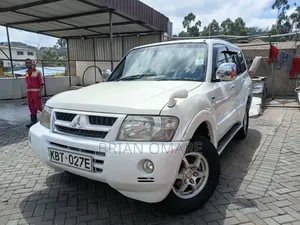 2006 Mitsubishi Pajero V6 Pearl