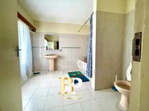 Nyumba ya kifahari ya Vyumba 6 vya Kulala, Spring Valley - Inapangishwa