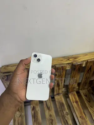 Apple iPhone 13 128GB Nyeupe