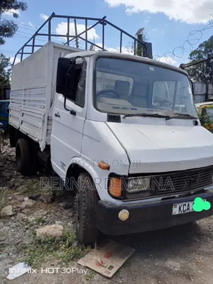 Tata LPT 1210 Mini Truck