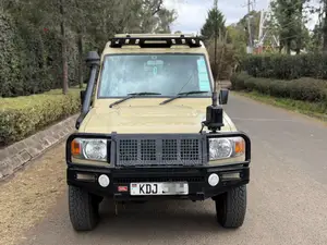 Toyota Land Cruiser 79 Series 2021 Van ya Safari