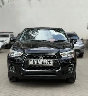 Mitsubishi RVR 2015 Nyeusi