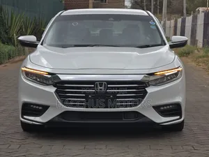Honda Insight Touring 2019 Nyeupe