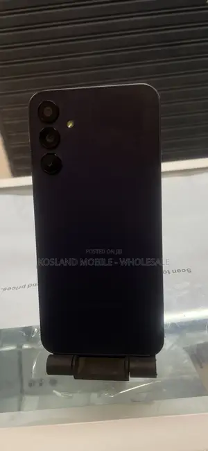 Samsung Galaxy A15 128GB Black (Cracked Screen)