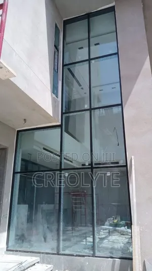 Curtain Walling - Tinted Glass