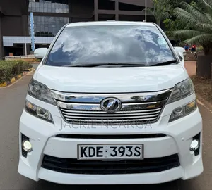 Toyota Vellfire 2014 White