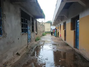 Ardhi Bora ya Biashara Hindi Town